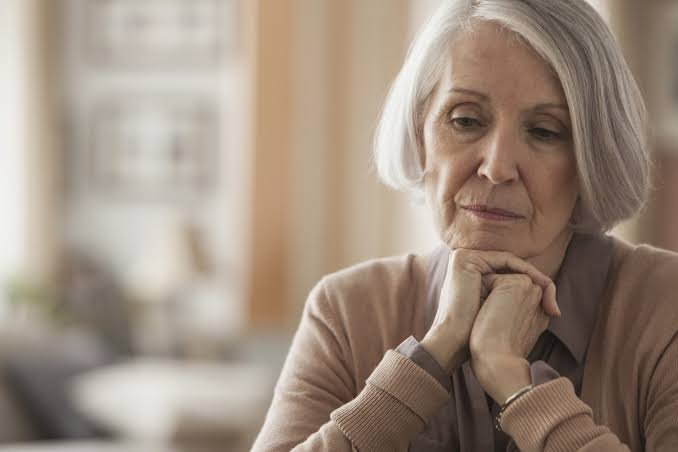 Signs an Aging Parent Needs Help at Home6